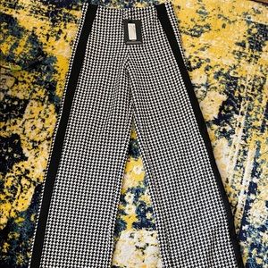 PrettyLittleThing black dogtooth wide leg side stripe trouser